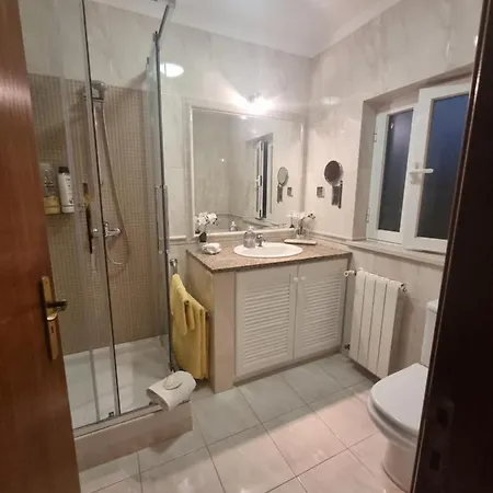 Bed & Breakfast De Sol Sesimbra