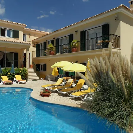 Bed & Breakfast De Sol Sesimbra