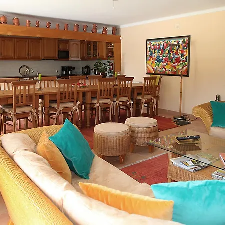 Bed & Breakfast De Sol Sesimbra